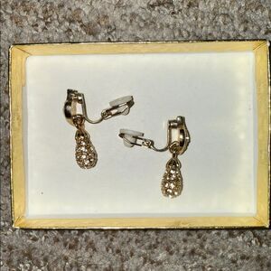 Elegant Costume Jewelry Gold Drop Earrings for NON PIERCED EARS